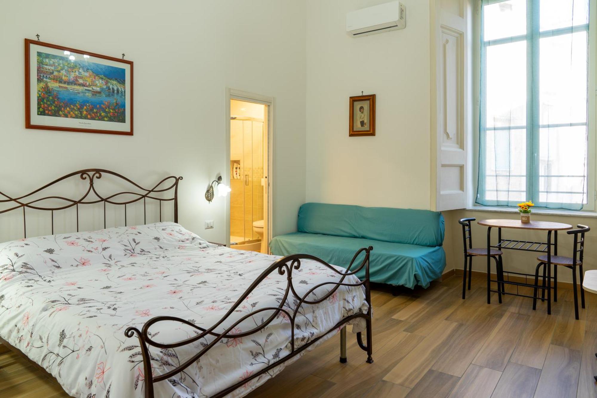 B&B Palazzo Sersale Napoli Экстерьер фото